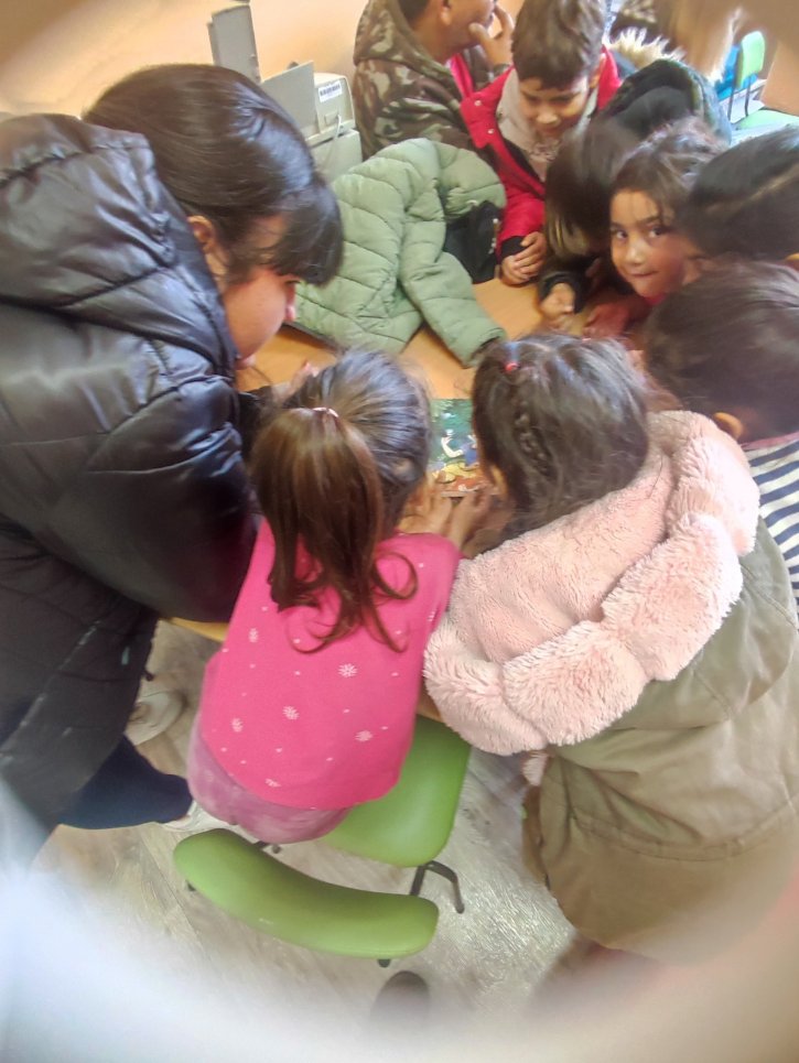 Първокласниците в света на книгите