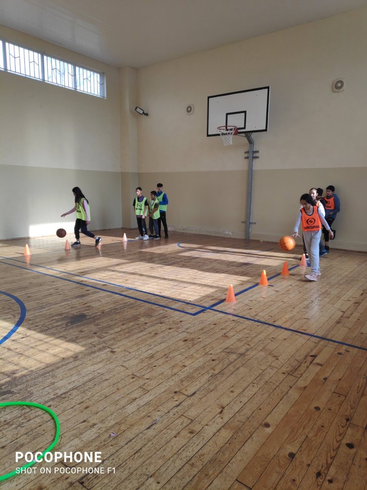 Открит урок на тема „Смятам и спортувам“