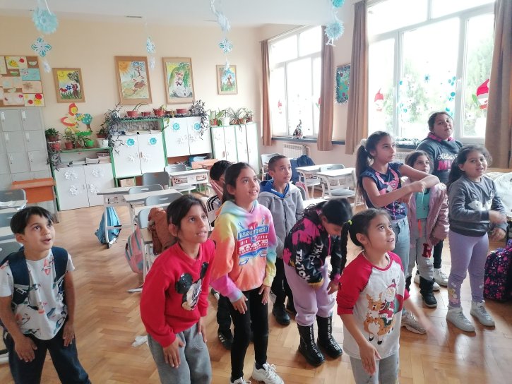 Музикална пауза във 2. клас