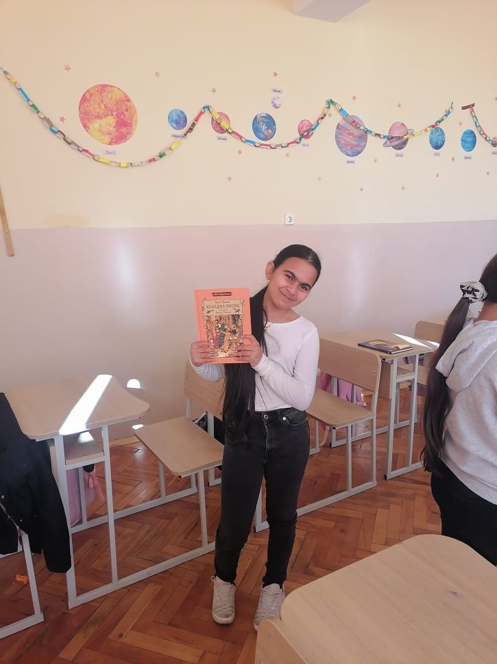 Подаръци за петокласниците от кампанията 