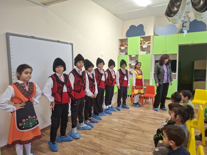 Посещение на учениците от 4. клас в детска градина 
