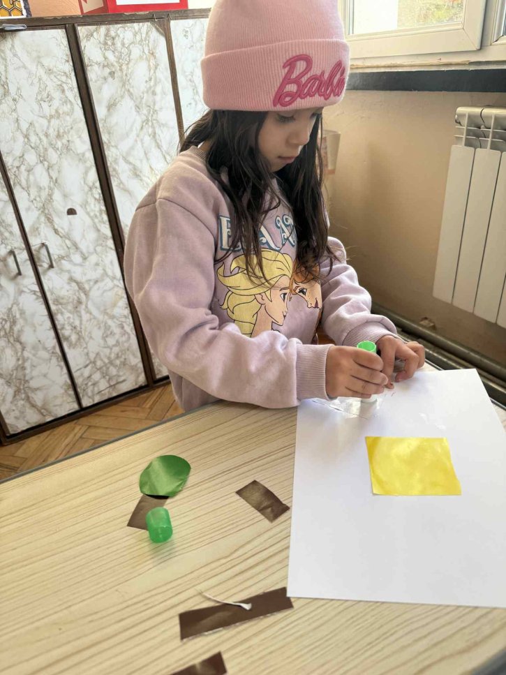 Апликации с геометрични фигури в група ЦДО – 1. и 2. класа