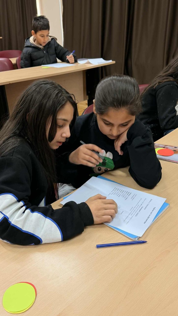 Мултидисциплинарен открит урок на тема „Приказка за десетичната запетая“