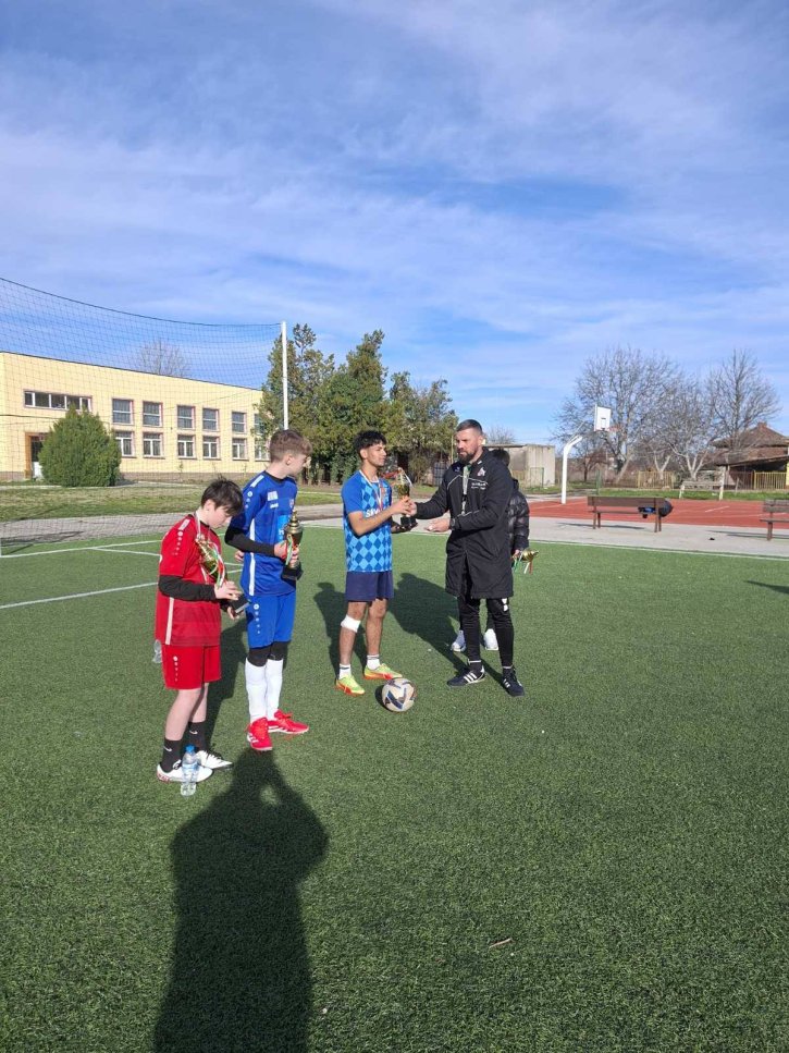 Футболен мач по НП „Заедно в изкуствата и в спорта“ с гости от ФК 