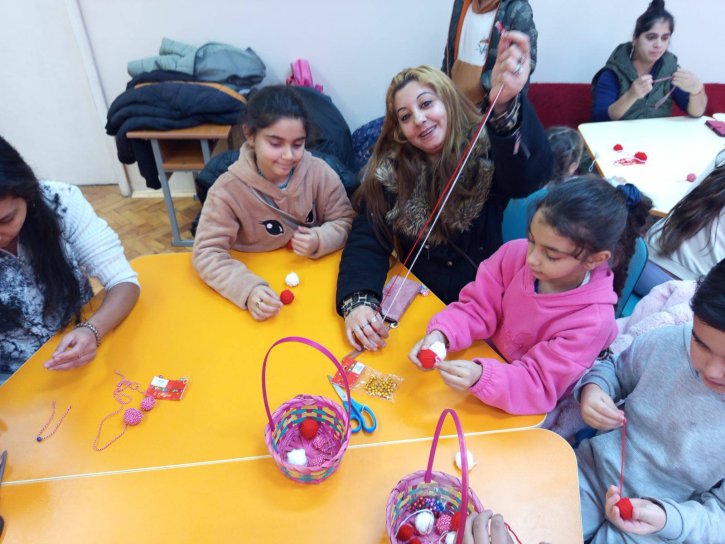 Работилница за мартеници с родители и ученици.