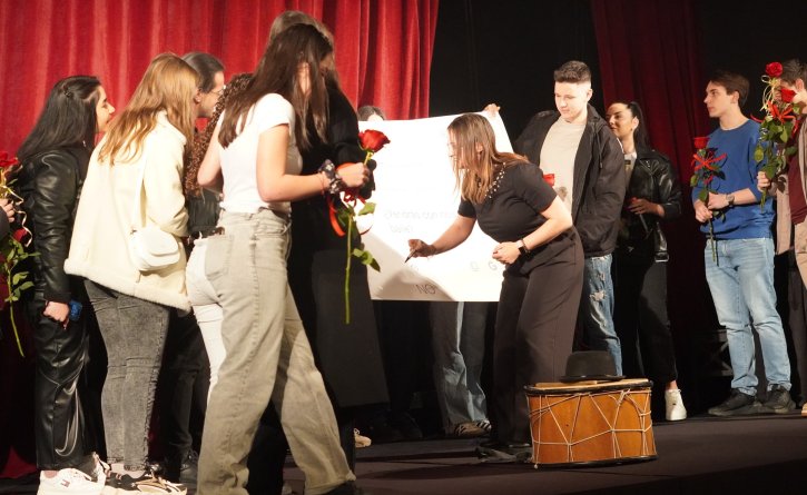 Посещение на седмокласниците в Драматичен театър „Апостол Карамитев