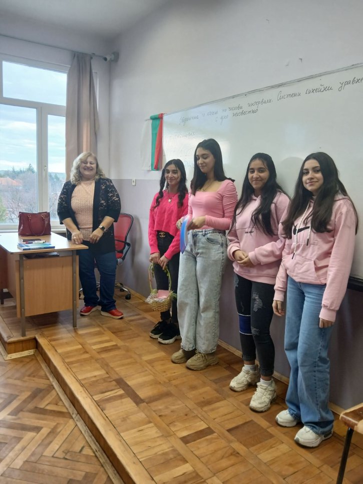 Ученическият съвет отбеляза Международния ден на розовата фланелка.