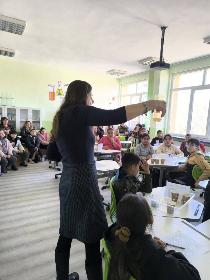 Обмен на добри практики по НП „Иновации в действие“ в ОбУ „Св. св. Кирил и Методий“ – с. Ръжена.