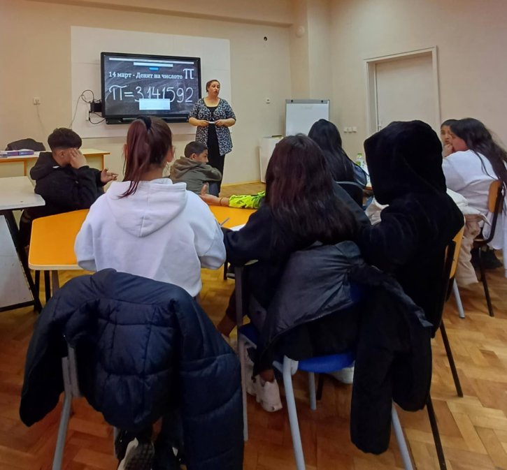 Иновативна изява на клуб „На ти с IT“ съчета математика и дигитални умения.