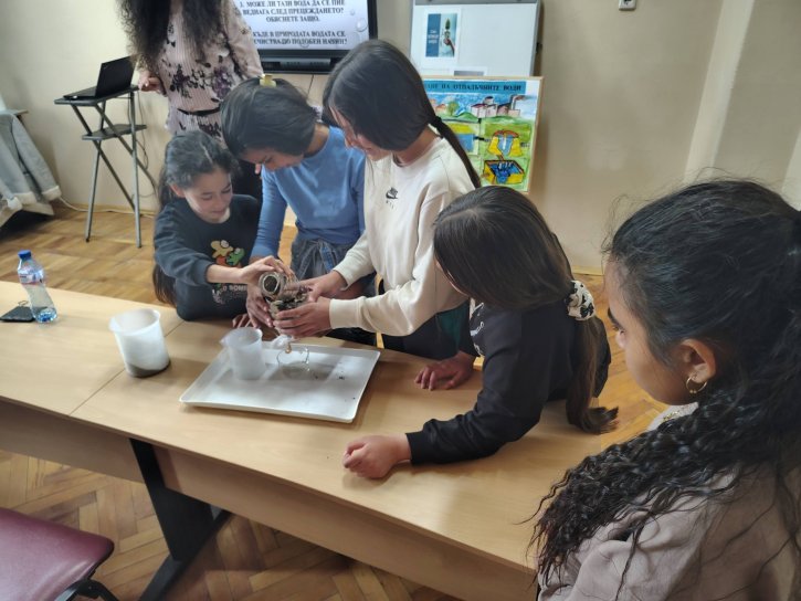 Открит урок по повод Световния ден на водата в 5. клас.