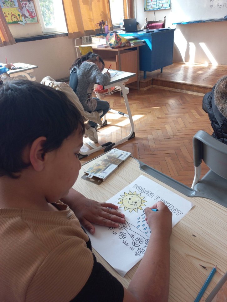 С грижа за природата ученици от 3. клас отбелязаха Деня на водата.