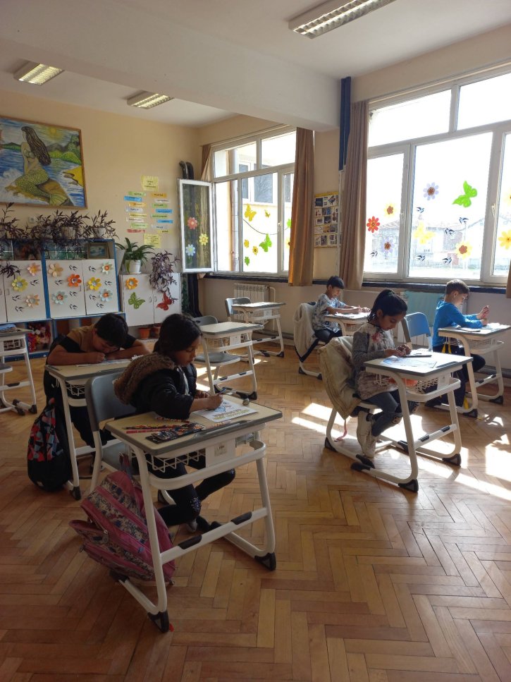 С грижа за природата ученици от 3. клас отбелязаха Деня на водата.