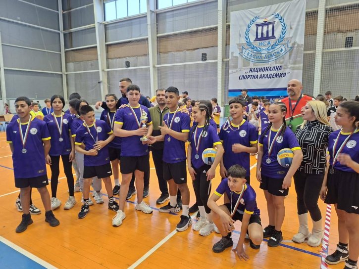 Голям спортен успех за ОбУ „Св. св. Кирил и Методий“ – сребро на държавното първенство по доджбол.