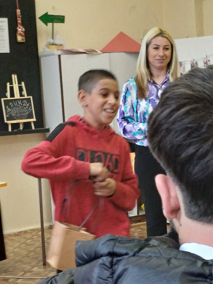 Празнична инициатива с великденски игри, викторина и кулинарно състезание.