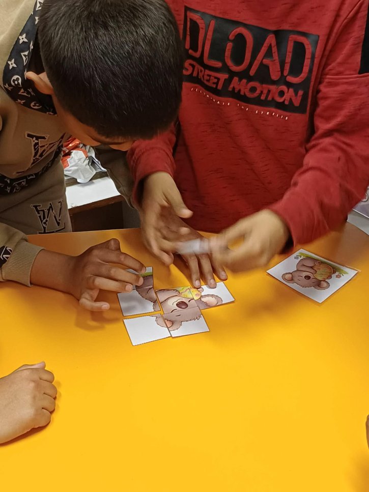 Празнична инициатива с великденски игри, викторина и кулинарно състезание.