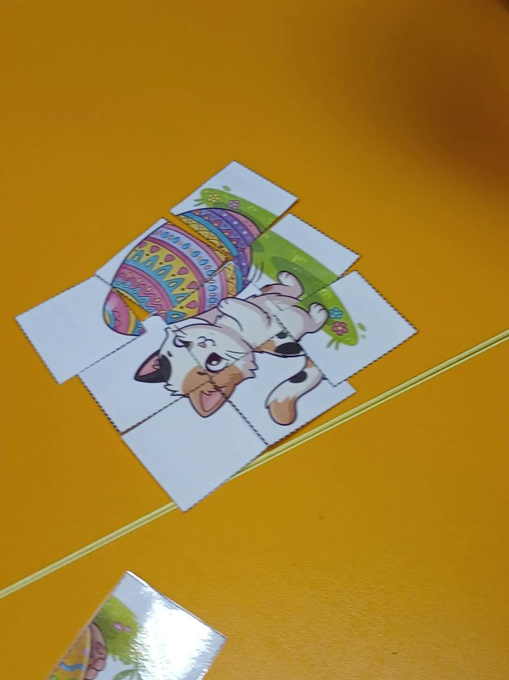 Празнична инициатива с великденски игри, викторина и кулинарно състезание.