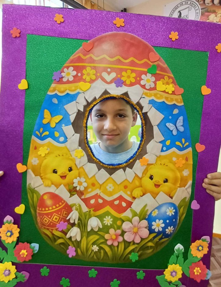 Празнична инициатива с великденски игри, викторина и кулинарно състезание.