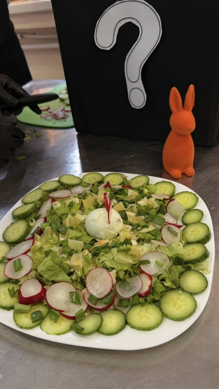 Празнична инициатива с великденски игри, викторина и кулинарно състезание.