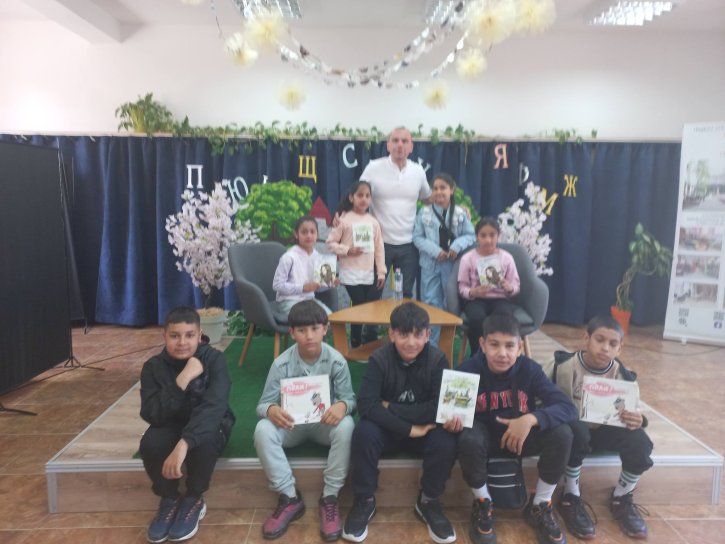 Среща с детския писател Гочо Гочев в Градска библиотека „Пеньо Пенев“