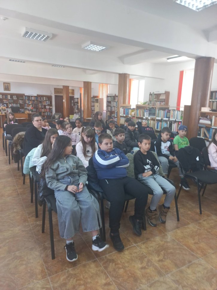 Среща с детския писател Гочо Гочев в Градска библиотека „Пеньо Пенев“