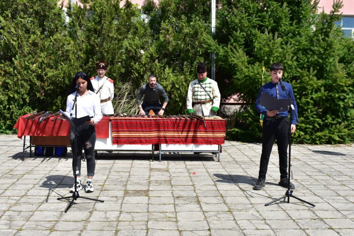 Тържество по повод 150 години от Априлското въстание с участието на НД „Традиция“