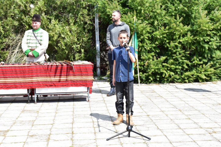 Тържество по повод 150 години от Априлското въстание с участието на НД „Традиция“