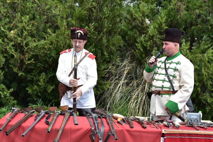 Тържество по повод 150 години от Априлското въстание с участието на НД „Традиция“