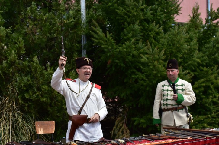 Тържество по повод 150 години от Априлското въстание с участието на НД „Традиция“