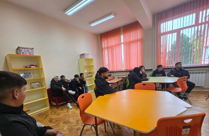 Четене, размисъл и знание в среща с г-жа Весела Карамфилова.