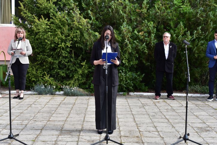 „ОбУ „Св. св. Кирил и Методий“ отбеляза патронния си празник с откриване на STEM център.