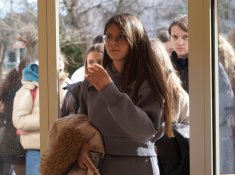 Посещение на седмокласниците в Драматичен театър „Апостол Карамитев
