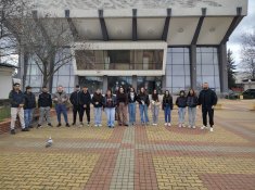 Вдъхновяваща лекция на тема „Здравословно хранене и спорт при младите“.