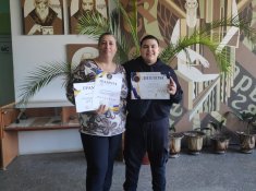 Георги Петров, ученик от 6. клас, отличен с диплом за високи постижения във финалния кръг на олимпиада „Кингс България“.