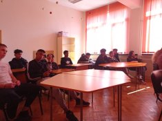 Информационна среща с инспектор от Детска педагогическа стая по тема „Трафик на хора“.