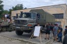 Посещение във военно формирование
