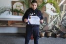 Георги Петров, ученик от 6. клас, отличен с диплом за високи постижения във финалния кръг на олимпиада „Кингс България“.
