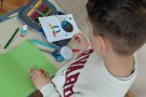 Първокласници отбелязаха Деня на Земята с творчество и грижа за природата.