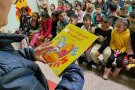 Гости от Градска библиотека „Пеньо Пенев“ гостуваха на учениците от начален етап.