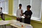 „ОбУ „Св. св. Кирил и Методий“ отбеляза патронния си празник с откриване на STEM център.