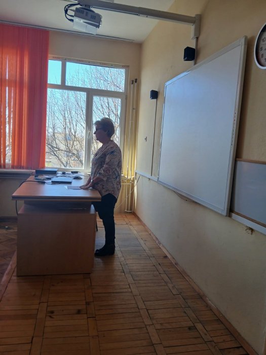 Беседа с учениците от гимназиален етап