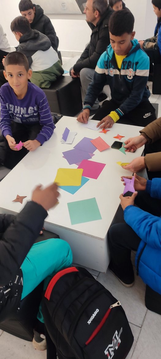 Посещение на ученици от 5., 6. и 7. клас в художествена галерия „Петко Чурчулиев“