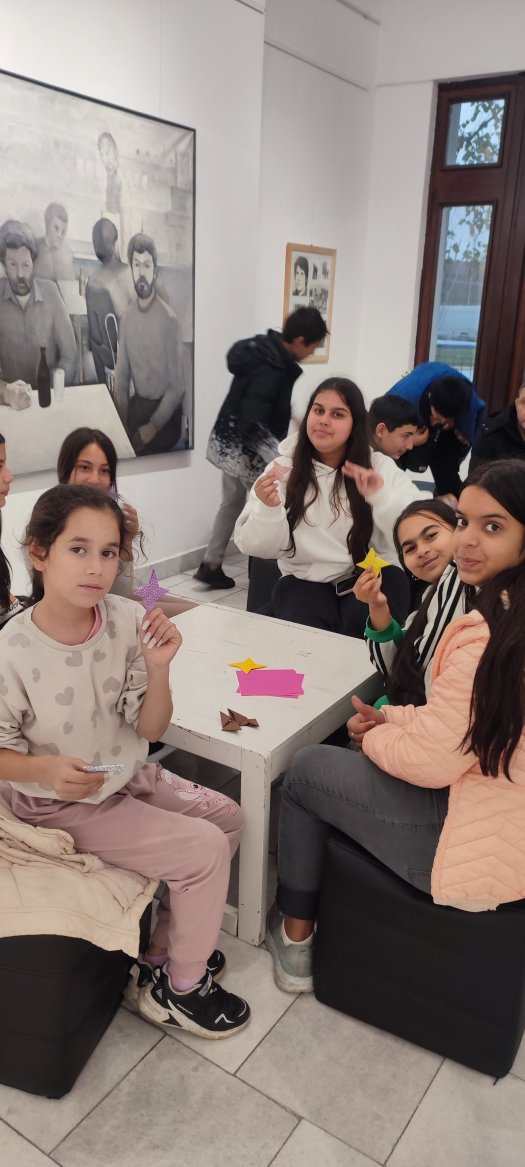 Посещение на ученици от 5., 6. и 7. клас в художествена галерия „Петко Чурчулиев“
