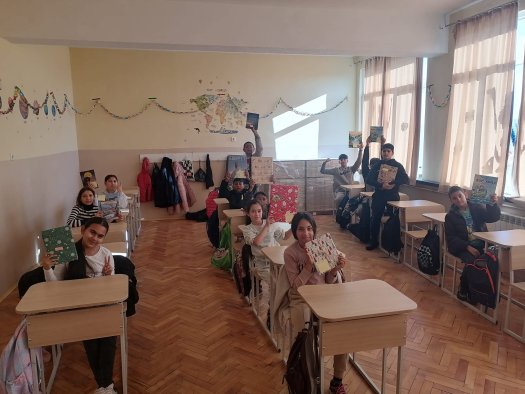 Подаръци за петокласниците от кампанията 