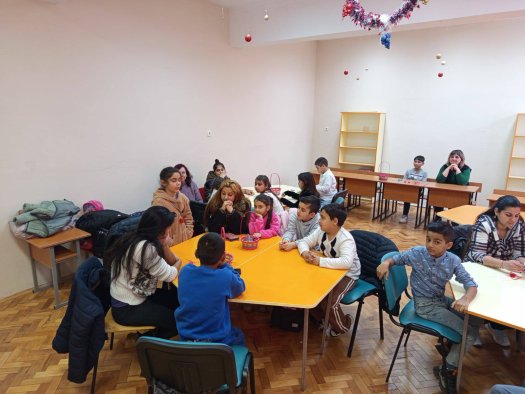 Работилница за мартеници с родители и ученици.