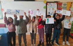 Учим и се забавляваме в час по Английски!