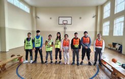 Открит урок на тема „Смятам и спортувам“