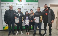 Награждаване на учениците в Общинските ученически игри