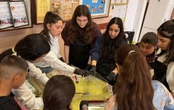 Празнична инициатива с великденски игри, викторина и кулинарно състезание.