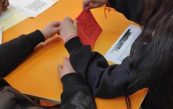 Шестокласници с открит урок, посветен на 150-годишнината от Априлското въстание и Тодор Каблешков.